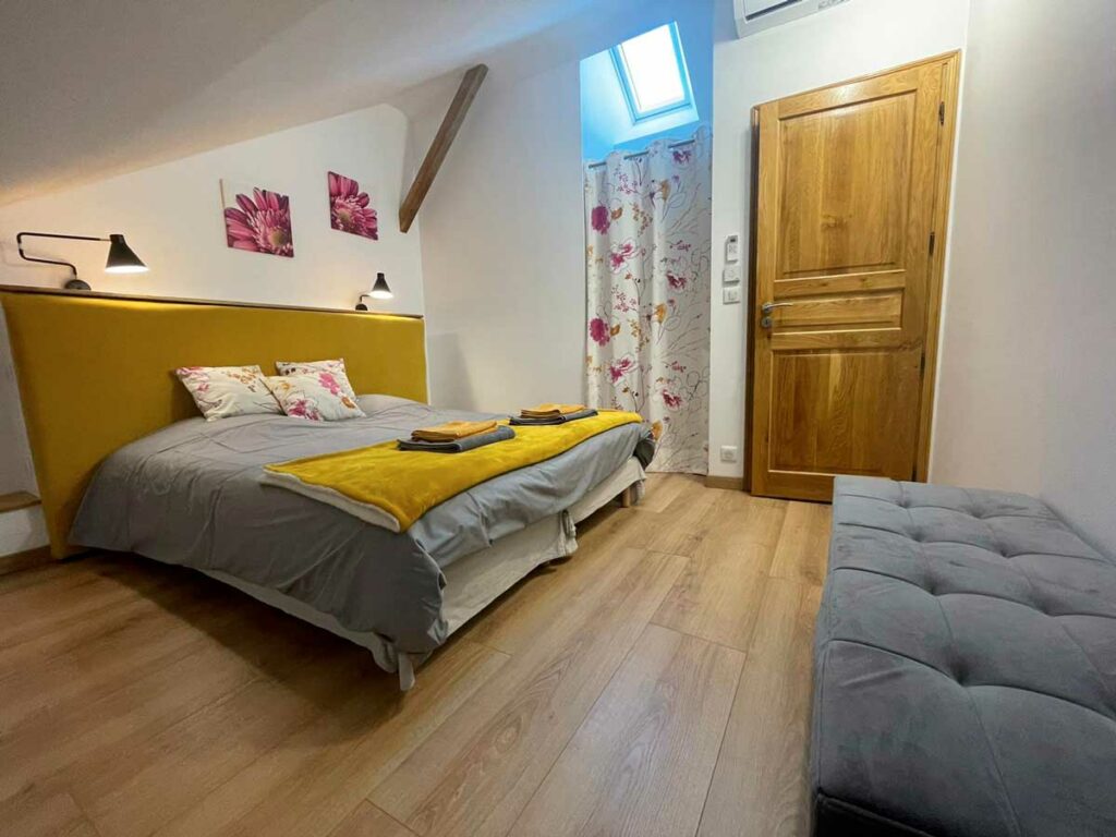 chambre-fleurie-1