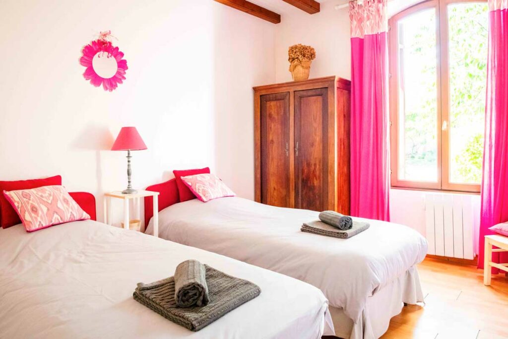 chambre-fuschia